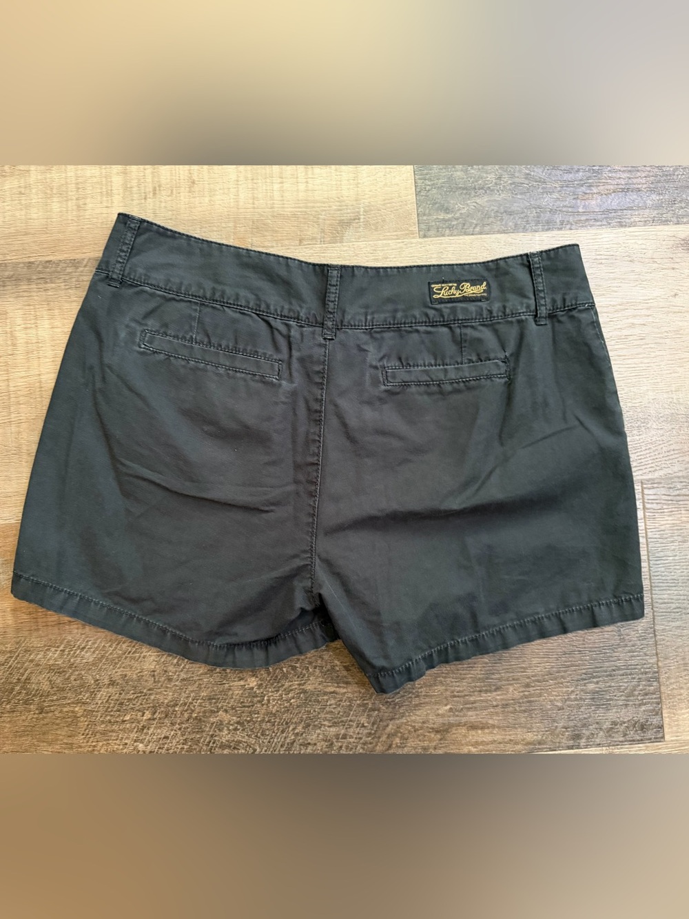 Lucky Brand by Gene Montesano Vintage Black Casual Cotton Shorts Size 8 Y2K - Picture 9 of 14